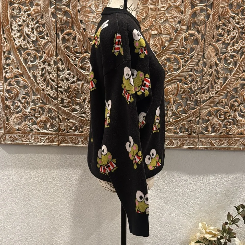 Hello Kitty & Friends + Forever 21 Keroppi Crewneck Sweater- size M - Picture 8 of 15